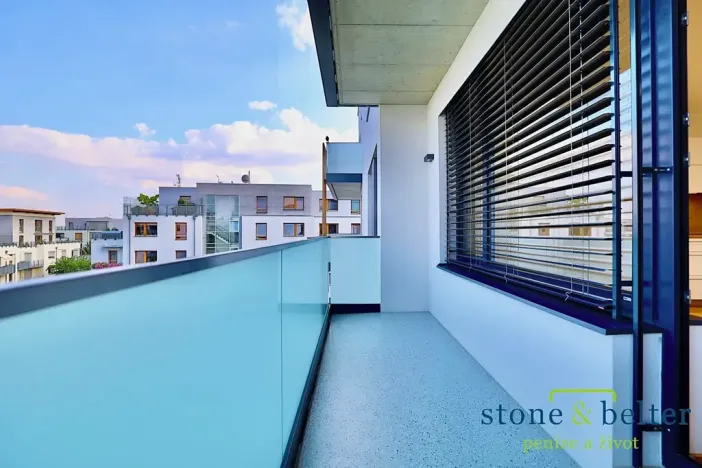 Pronájem bytu 1+kk, Praha - Malešice, Azzoniho, 36 m2