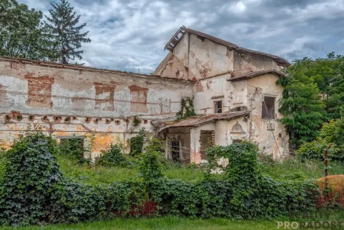 Prodej historického objektu, Tasovice, 1100 m2