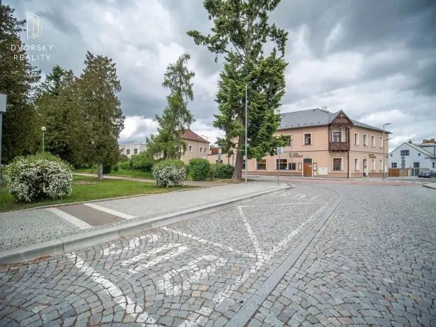 Pronájem restaurace, Mnichovo Hradiště, Jana Švermy, 290 m2