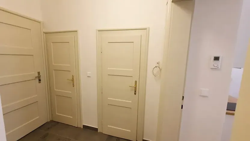 Pronájem bytu 1+kk, Praha - Vinohrady, Slezská, 26 m2