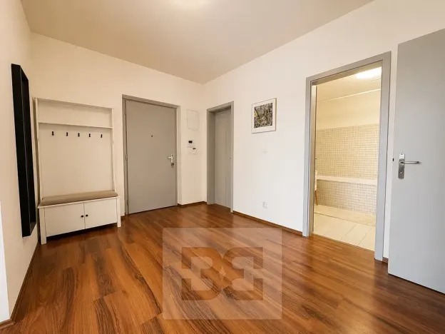 Prodej bytu 2+kk, Ostrava, Sadová, 97 m2