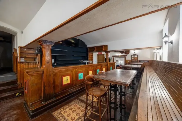 Pronájem restaurace, Praha - Vinohrady, Chorvatská, 207 m2