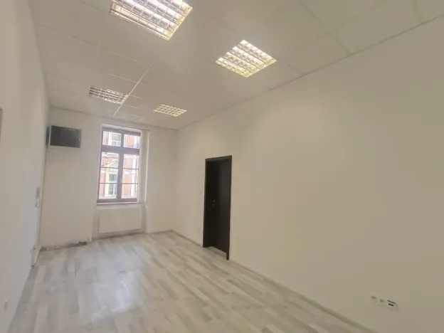 Pronájem kanceláře, Šumperk, Hlavní třída, 87 m2