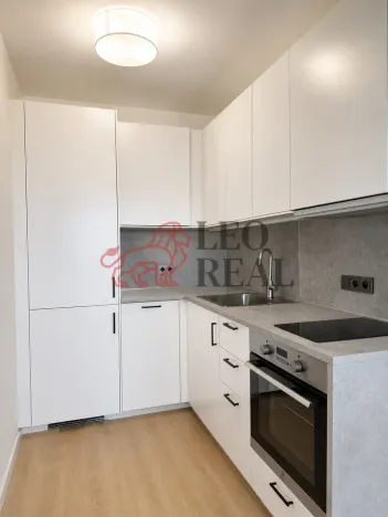 Prodej bytu 2+kk, Praha - Kobylisy, Šiškova, 46 m2