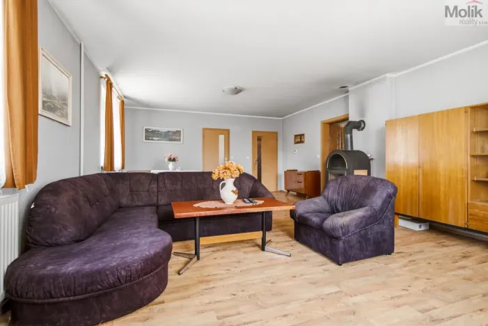 Prodej rodinného domu, Dubí - Drahůnky, B. Němcové, 210 m2