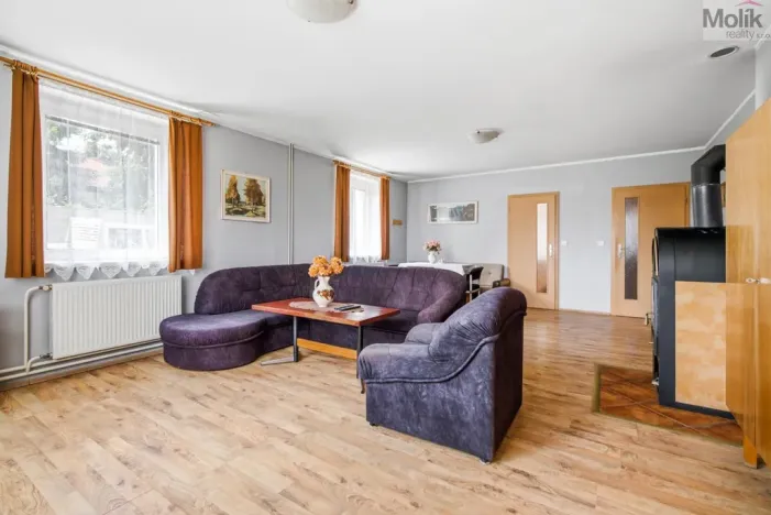 Prodej rodinného domu, Dubí - Drahůnky, B. Němcové, 210 m2