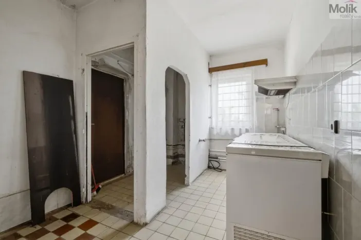 Prodej rodinného domu, Dubí - Drahůnky, B. Němcové, 210 m2