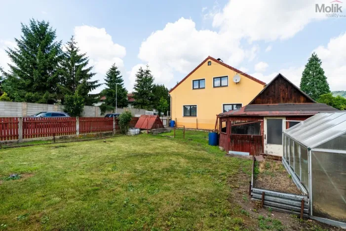 Prodej rodinného domu, Dubí - Drahůnky, B. Němcové, 210 m2