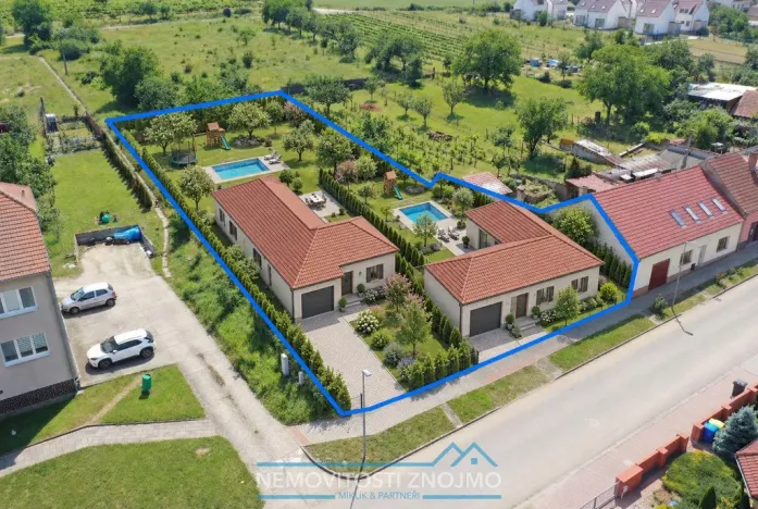 Prodej pozemku pro bydlení, Pavlov, Družstevní, 1670 m2