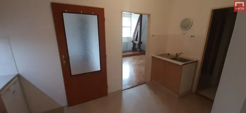 Pronájem bytu 2+1, Olomouc, Univerzitní, 48 m2