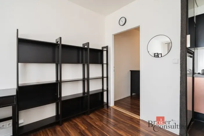 Prodej bytu 1+kk, Praha - Háje, Bajkonurská, 27 m2