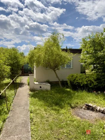 Prodej zahrady, Louny, 392 m2