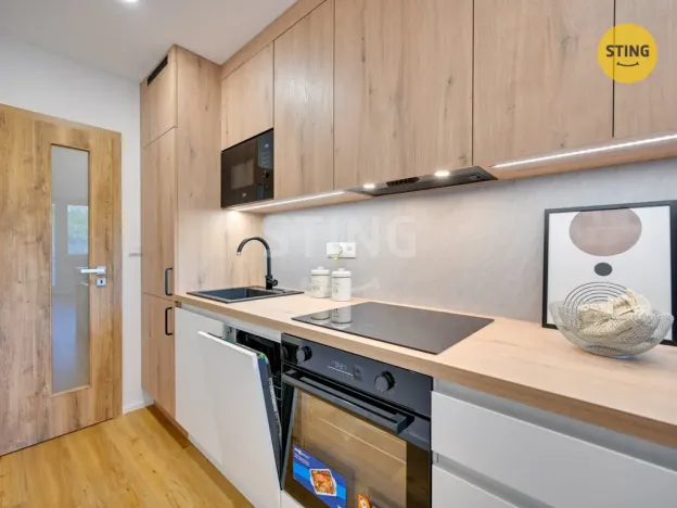 Prodej bytu 1+kk, Zlín, Družstevní, 33 m2