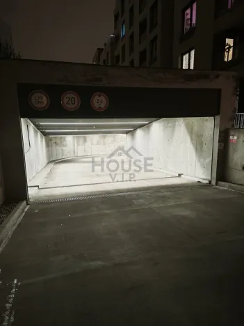 Pronájem garáže, Praha - Strašnice, Na palouku, 12 m2