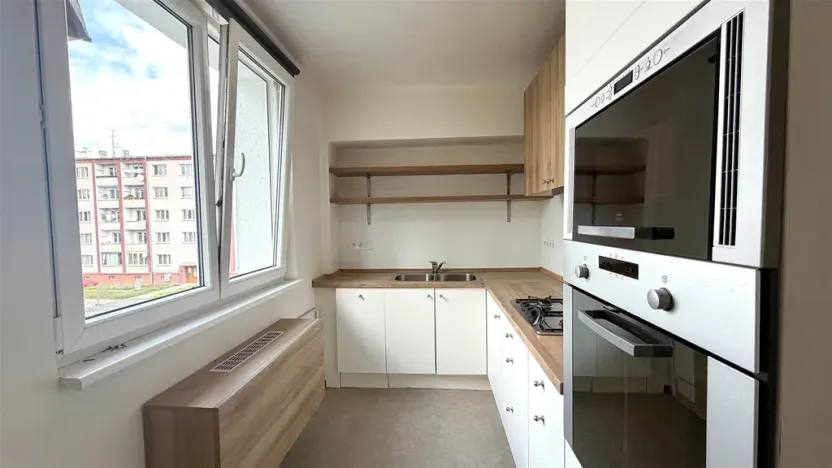 Pronájem bytu 2+1, Cheb, Pastýřská, 52 m2