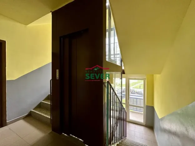 Prodej bytu 1+1, Krupka - Maršov, Karla Čapka, 36 m2