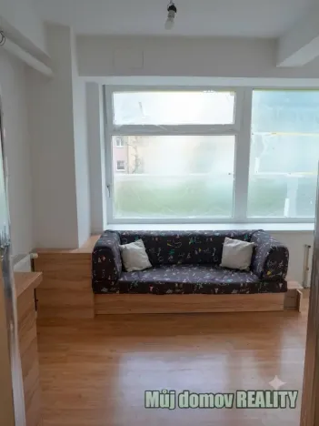Pronájem obchodního prostoru, Praha - Vysočany, 20 m2