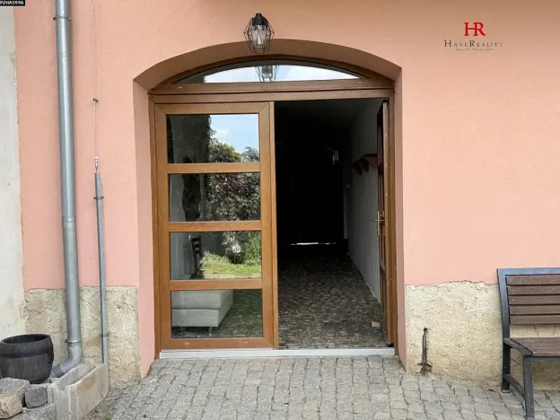 Pronájem rodinného domu, Načeradec, Zámecké náměstí, 170 m2