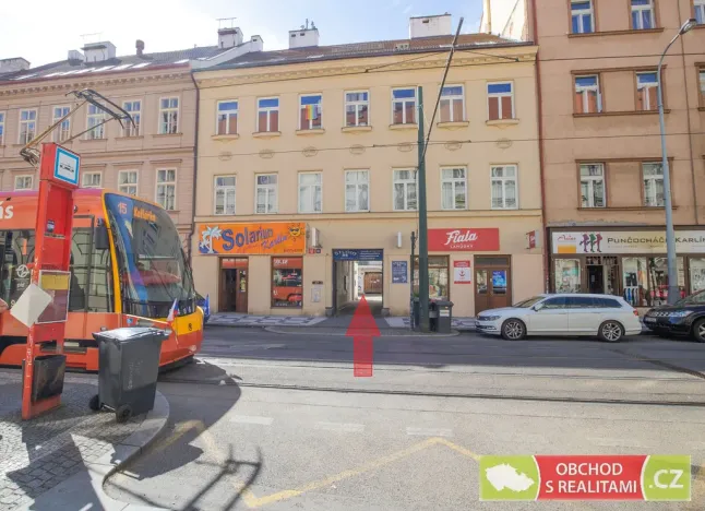 Pronájem bytu 1+kk, Praha - Karlín, Sokolovská, 37 m2