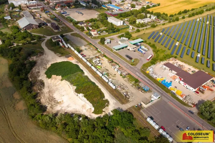 Prodej komerčního pozemku, Hrušovany nad Jevišovkou, 4112 m2