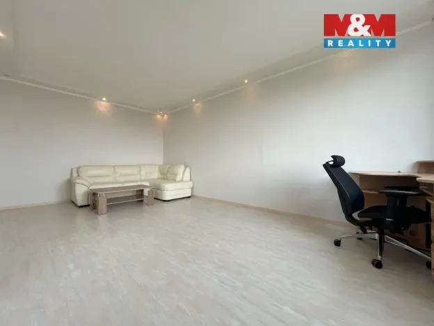 Pronájem bytu 3+1, Prostějov, Dobrovského, 75 m2