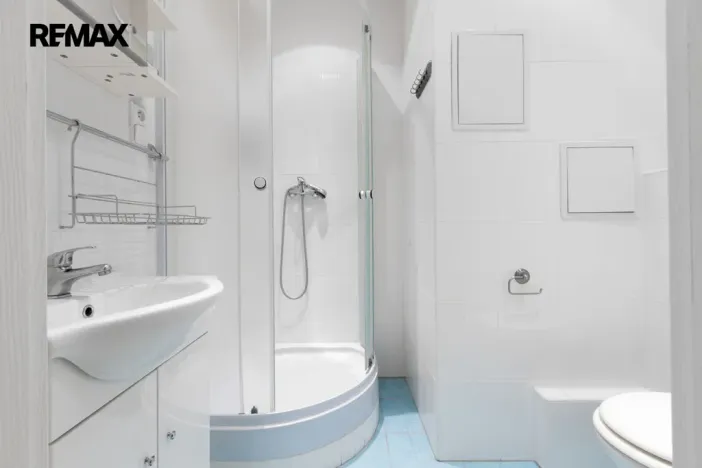 Prodej bytu 1+1, Karlovy Vary - Drahovice, Vítězná, 40 m2