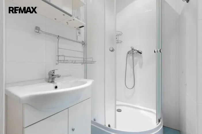 Prodej bytu 1+1, Karlovy Vary - Drahovice, Vítězná, 40 m2