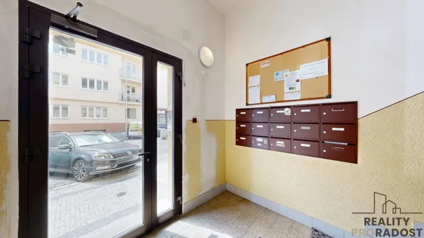 Prodej bytu 3+kk, Praha, Krátká, 60 m2