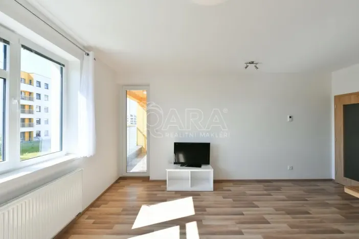 Pronájem bytu 2+kk, Praha - Uhříněves, Oty Bubeníčka, 47 m2