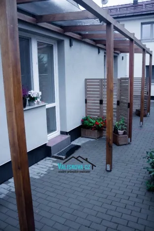Pronájem bytu 1+kk, Kroměříž, Stoličkova, 28 m2