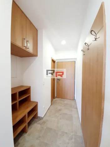 Pronájem bytu 1+kk, Olomouc - Povel, Janského, 28 m2