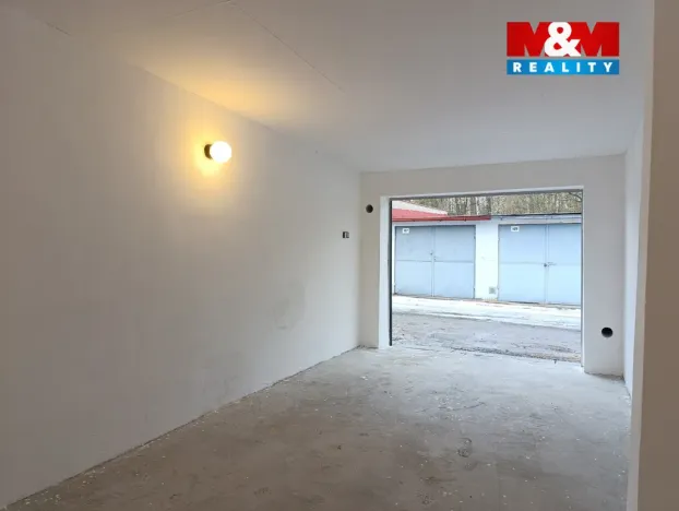 Pronájem garáže, Česká Lípa, Střelnice, 22 m2