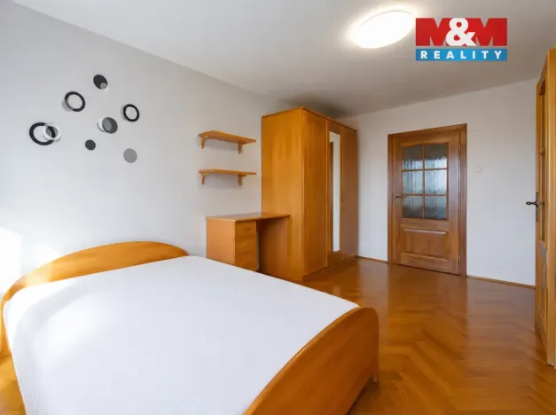 Prodej bytu 4+1, Větřní, Frymburská, 70 m2