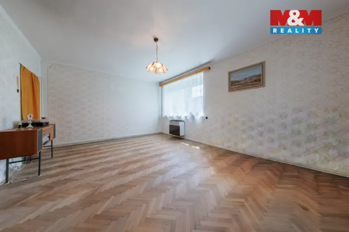 Prodej bytu 2+1, Mariánské Lázně - Úšovice, Kubelíkova, 70 m2