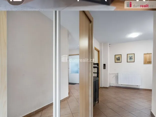 Pronájem bytu 1+kk, Praha - Lipence, Jílovišťská, 12 m2