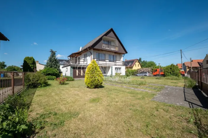 Prodej rodinného domu, Chorušice, 189 m2