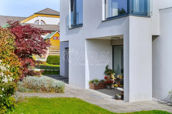 Prodej rodinného domu, Velké Popovice, U Školky, 190 m2