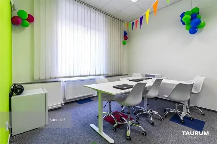 Pronájem kanceláře, Plzeň - Jižní Předměstí, Harantova, 105 m2