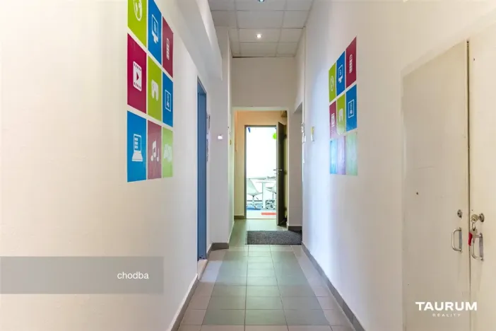 Pronájem kanceláře, Plzeň - Jižní Předměstí, Harantova, 105 m2