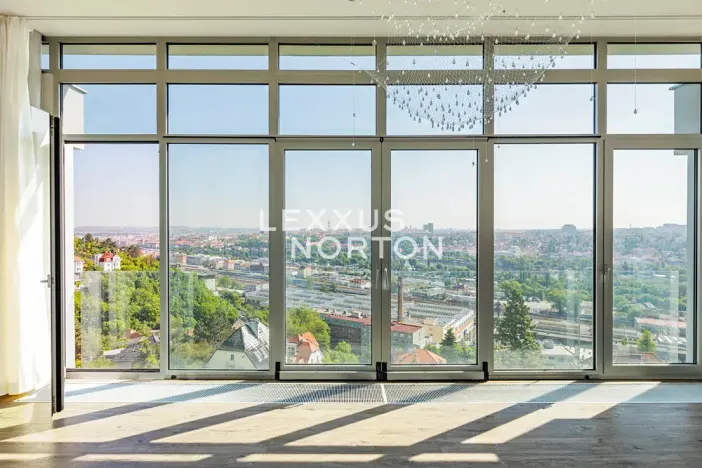Pronájem bytu 5+kk, Praha - Smíchov, U Dívčích hradů, 202 m2