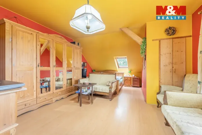 Prodej rodinného domu, Sadská, Pístecká, 220 m2