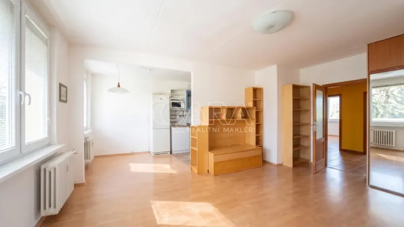 Pronájem bytu 3+1, Praha - Kobylisy, Pohnertova, 70 m2