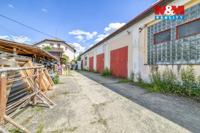 Pronájem garáže, Planá, 36 m2