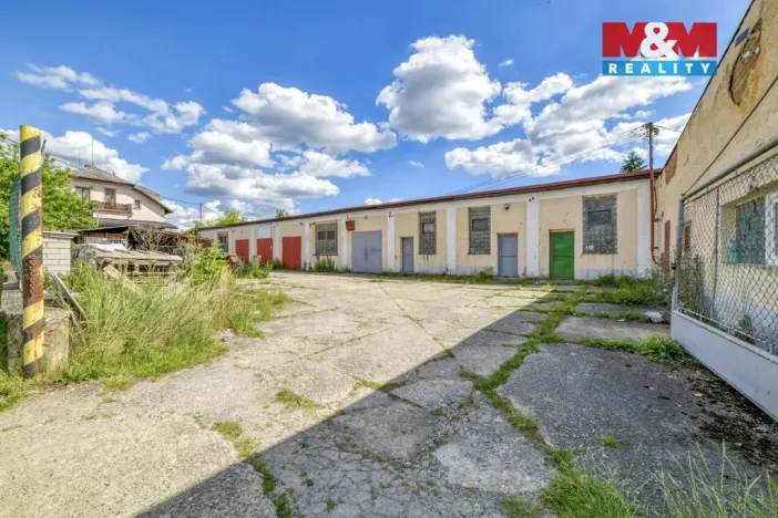 Pronájem garáže, Planá, 36 m2
