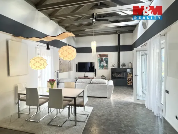 Prodej rodinného domu, Knovíz, 214 m2