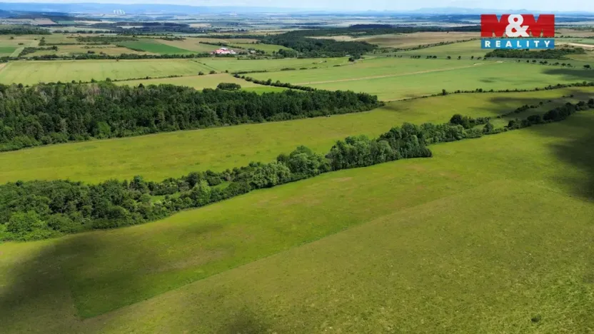 Prodej komerčního pozemku, Nepomyšl, 65330 m2