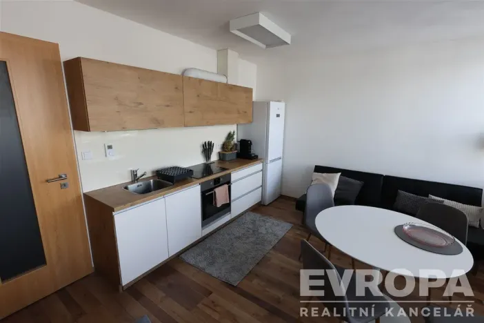 Pronájem bytu 1+kk, Říčany - Radošovice, Černokostelecká, 32 m2