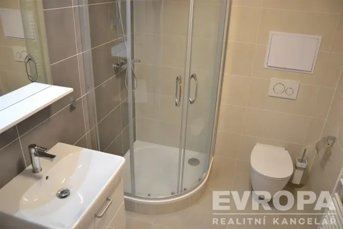 Pronájem bytu 1+kk, Říčany - Radošovice, Černokostelecká, 32 m2