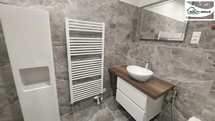 Pronájem bytu 2+kk, Cheb, Břehnická, 90 m2