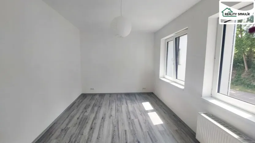 Pronájem bytu 3+kk, Cheb, Břehnická, 90 m2